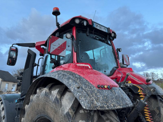 VALTRA - Q305 - 2022