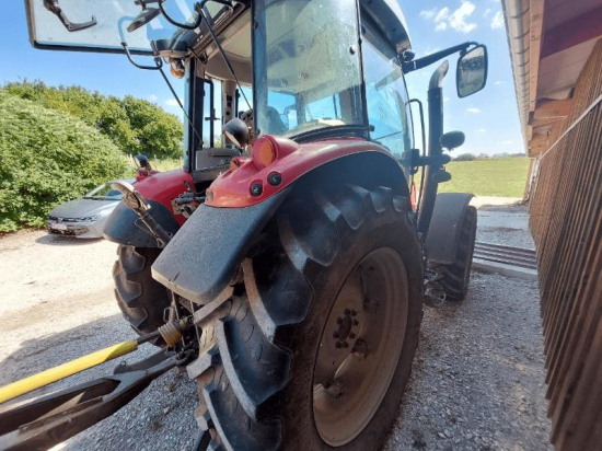 MASSEY FERGUSON - 5613 DYNA 6 - 2015