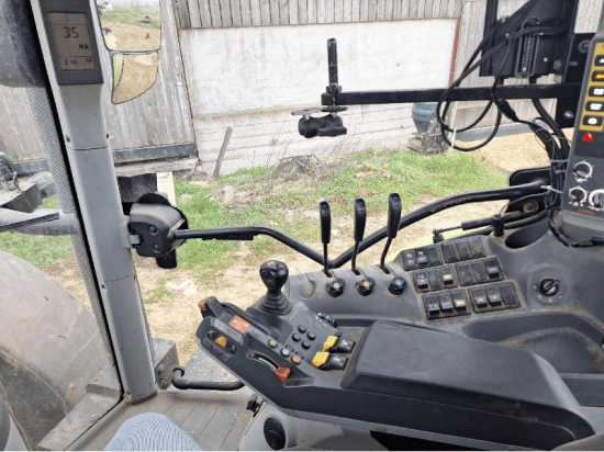 CLAAS TRACTEUR - ARION 620 CIS - 2014