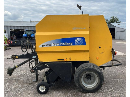 NEW HOLLAND - BR 6090 - 2018