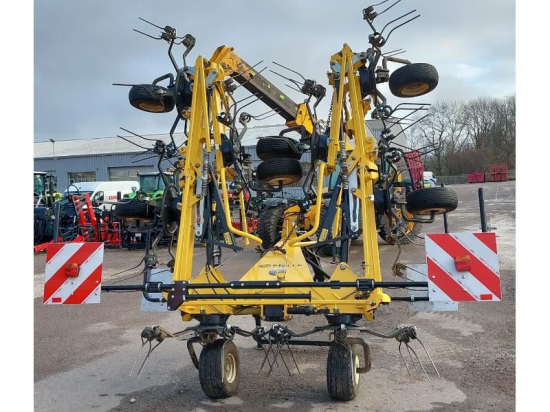 NEW HOLLAND - PROTED 880 - 2021