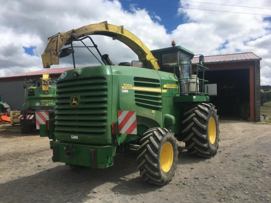 JOHN DEERE - 7200 - 2004