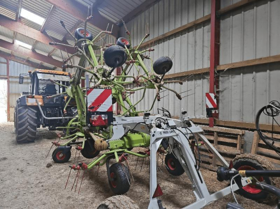 CLAAS RECOLTE - VOLTO 1300 T - 2015