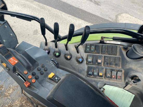 CLAAS TRACTEUR - ARION 550 CIS - 2013