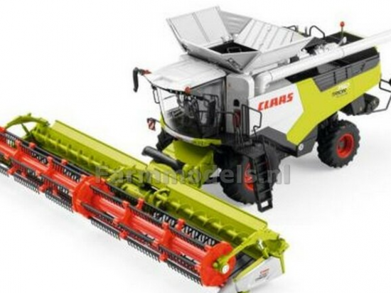 TRION 750 MONTANA ET CONVIO 1080 CLAAS