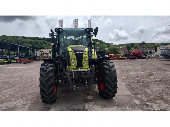 CLAAS TRACTEUR - 450 PANORAMIC - 2025