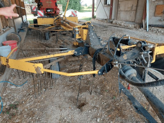 NEW HOLLAND - L640T - 2020