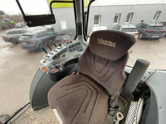 VALTRA - N114 - 2016