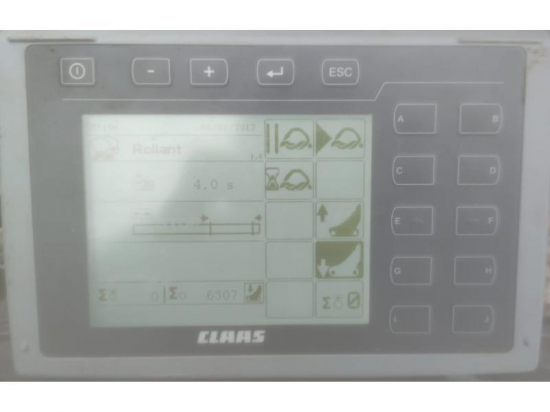 CLAAS RECOLTE - ROLLANT 520 RC - 2019