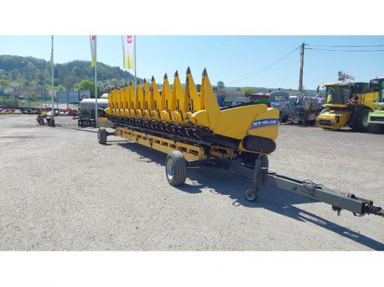 NEW HOLLAND - HEADER 886 - 2017