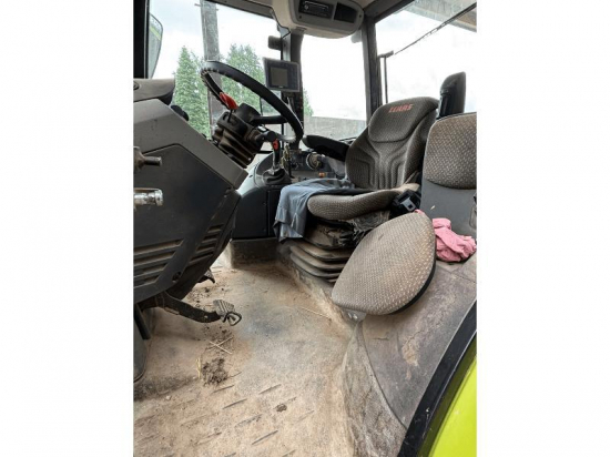 CLAAS TRACTEUR - ARION 410 - 2011