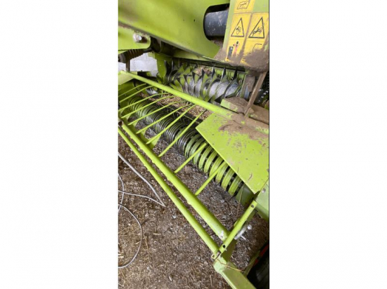 CLAAS RECOLTE - ROLLANT 250 - 2005