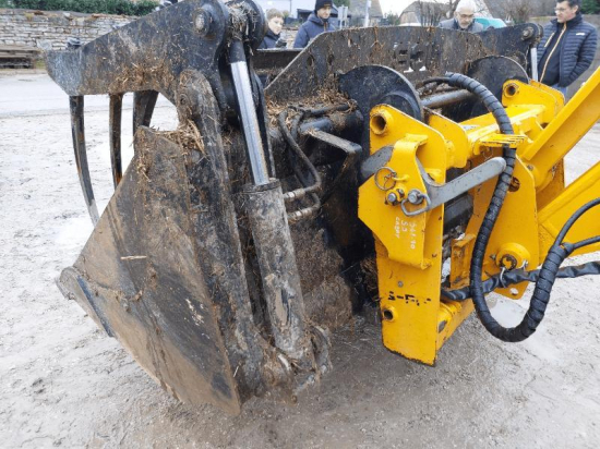 JCB - 542/70 AG X DTVT - 2023