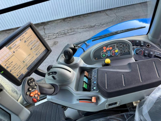NEW HOLLAND - T8,410 - 2015