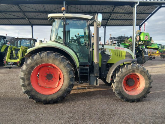 CLAAS TRACTEUR - ARION 630 - 2012