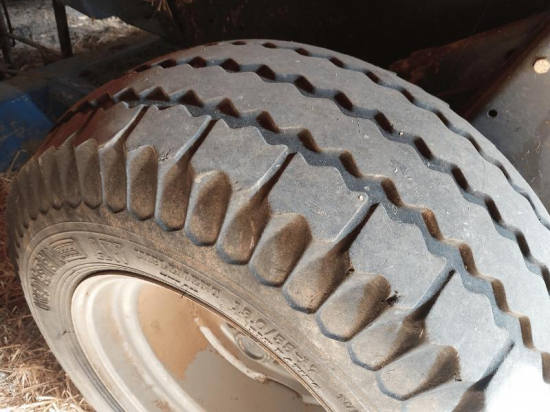 KVERNELAND - RV 1901 L - 2002