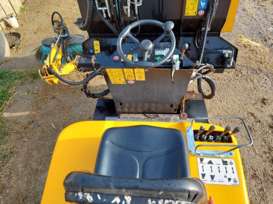 EMILY - AM 317 - 2018