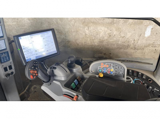 NEW HOLLAND - T8,410 - 2015