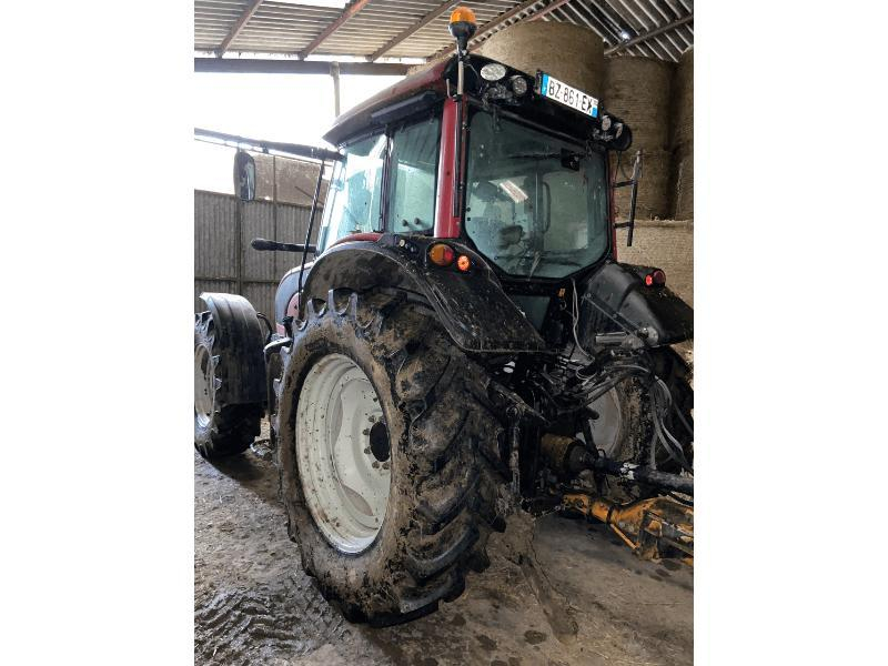 VALTRA - N121 - 2009