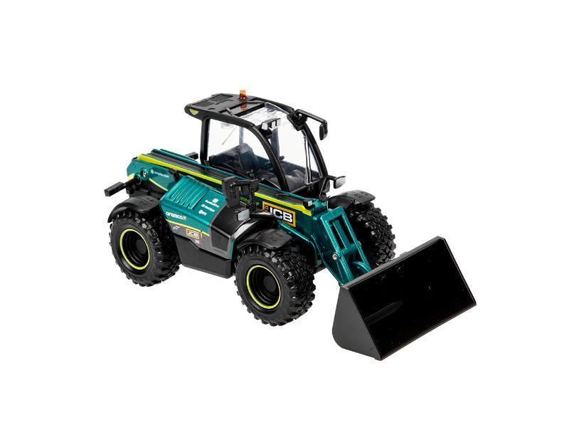 AMR22 F1 Team Loadall 1:32 Scale Model