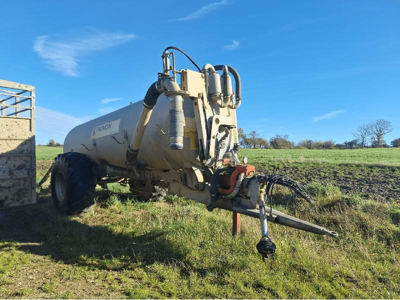PICHON - TCI 10400 - 2005