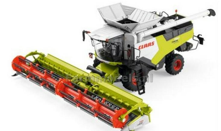 TRION 750 MONTANA ET CONVIO 1080 CLAAS