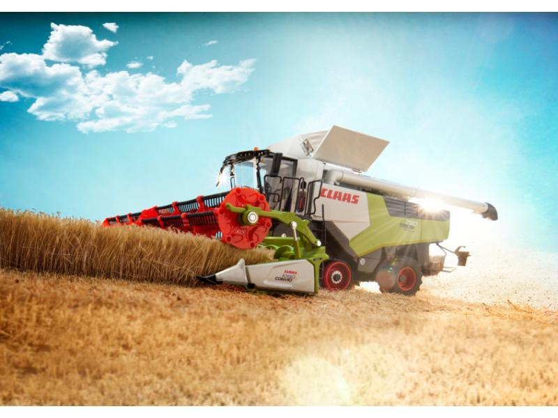TRION 750 TT ET CONVIO FLEX 1080 CLAAS