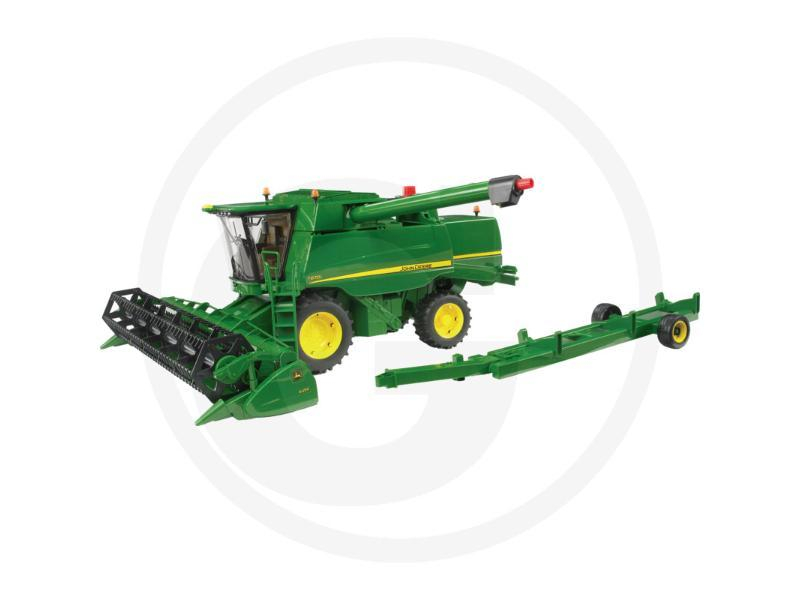 Moissonneuse-batteuse John Dee