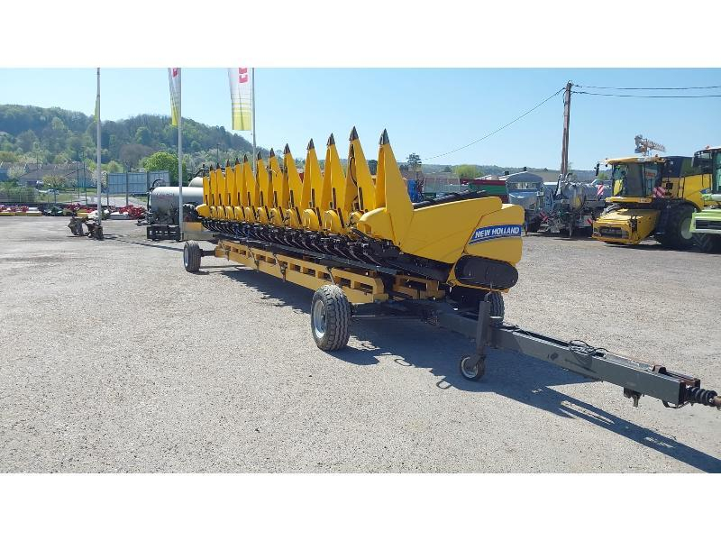 NEW HOLLAND - HEADER 886 - 2017