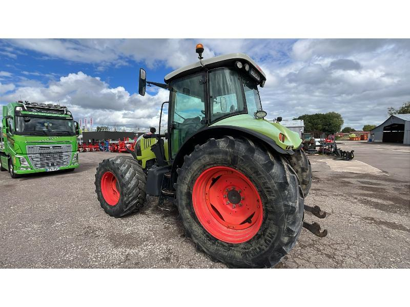 CLAAS TRACTEUR - ARION 630 - 2012