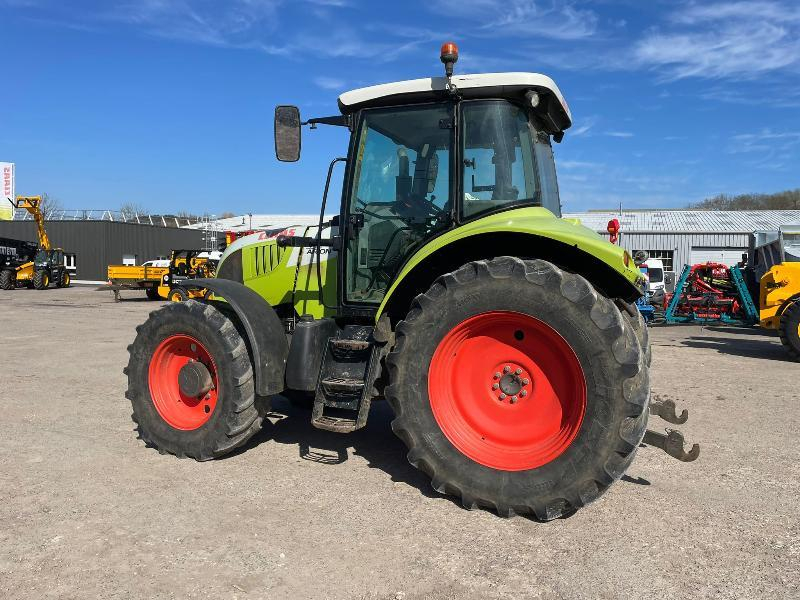 CLAAS TRACTEUR - ARION 530 - 2011