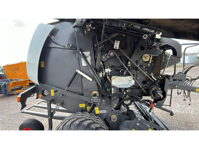 CLAAS RECOLTE - VARIANT 380 RC - 2016