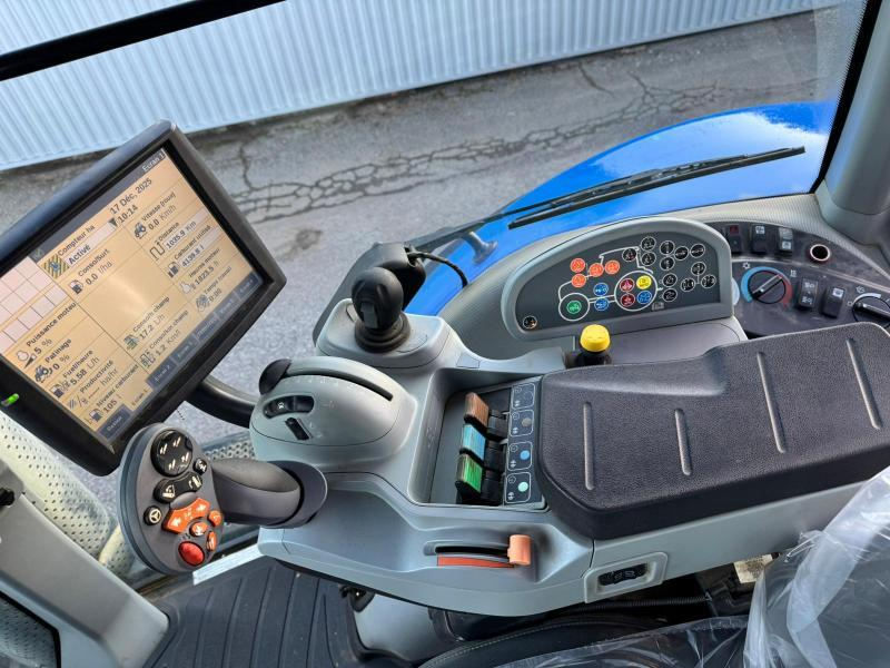 NEW HOLLAND - T8,410 - 2015