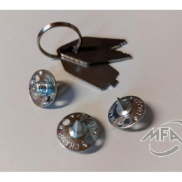 LOT DE 6 CLOUS POUR SEMELLE MAGMA