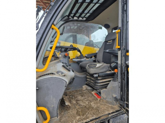 JCB - 532/70 AGS DTVT - 2023