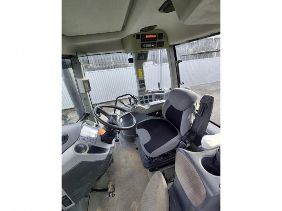 CLAAS TRACTEUR - ARION 630 - 2012