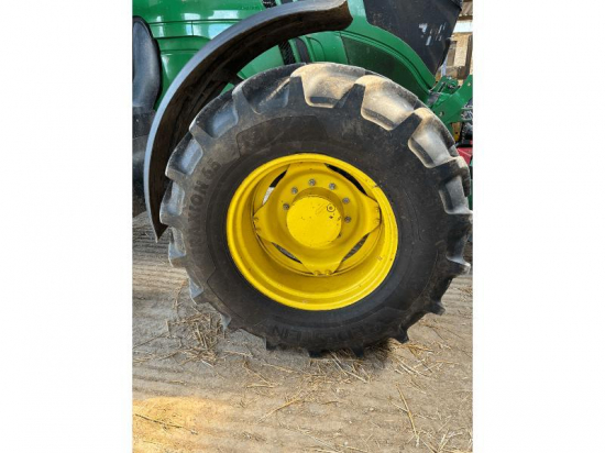 JOHN DEERE - 6150R - 