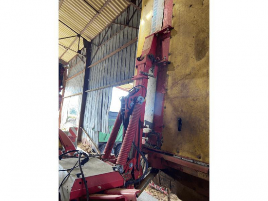 POTTINGER - NOVACAT X8 - 2015