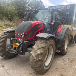 VALTRA - N 174 - 2016