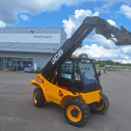 JCB - 520/40 AGRI - 2023
