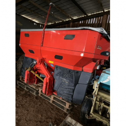 KUHN - AXIS 50,1 l W - 2009